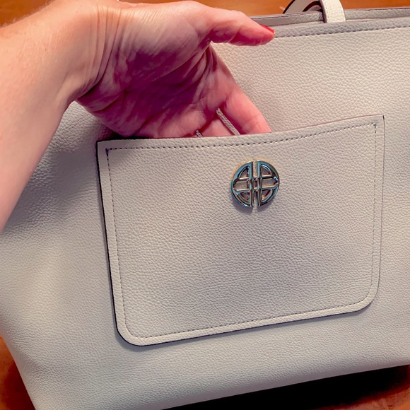 NWOT!! LAST CHANCE!! 👜 🎉ANTONIO MELANI LARGE TOTE— great for the office! - Picture 3 of 14